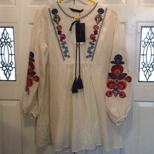 New Zara Embroidered Tunic Top Sz XL. (CL)
